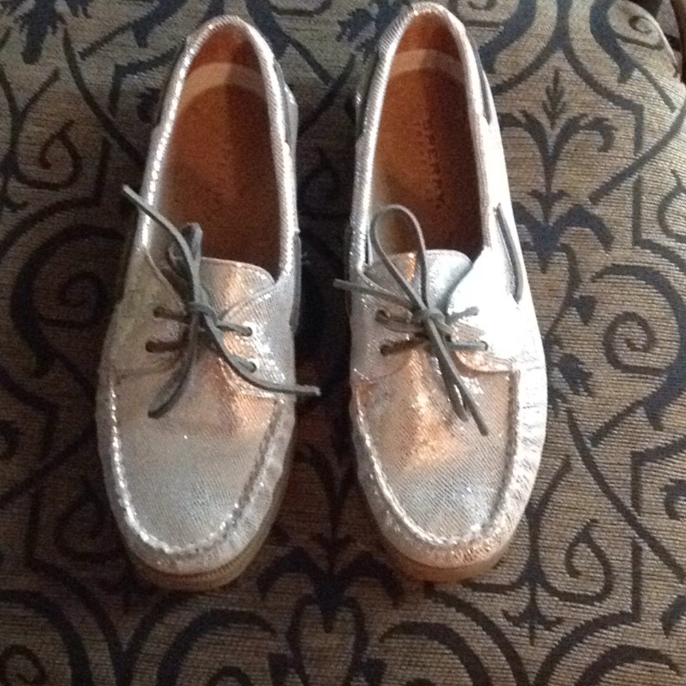 Silver sparkle women's sperrys
